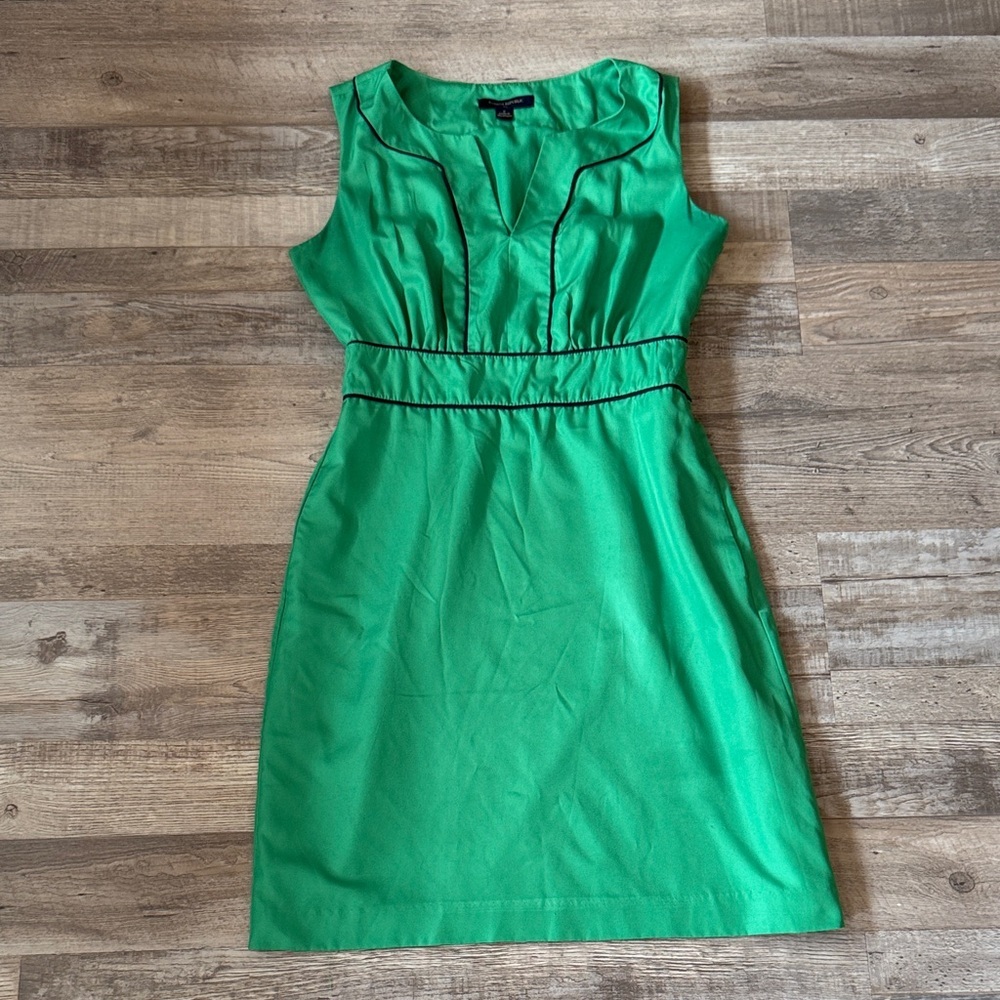 Banana Republic Elegant Green Sleeveless Dress size 2